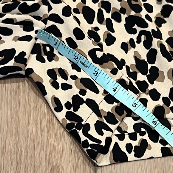 NWOT Halogen Women's Leopard Multi Playsuit Romper Short Sleeves Sz S - Picture 10 of 16